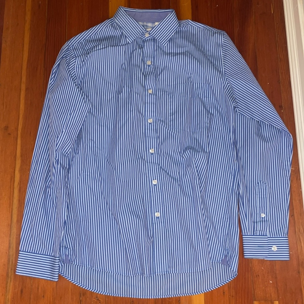 Van Heusen Originals M Men’s Buttonup/Dress Shirt
